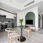 Silkhaus Modern Studio | New Furniture
