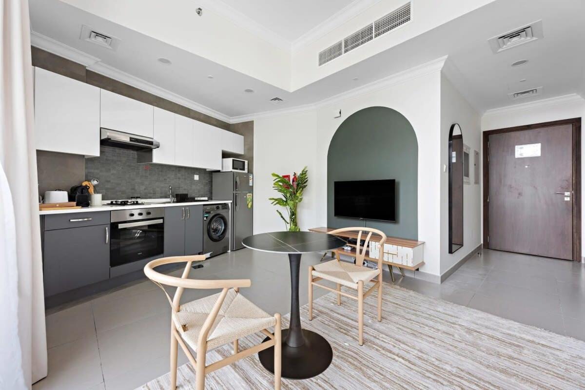 Apartment Silkhaus Modern | New Furniture